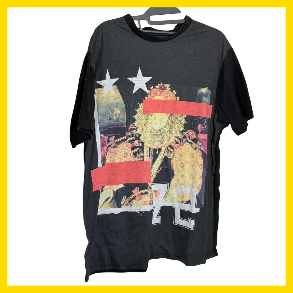 DNINE Reserve Mens Black Graphic T-Shirt Renaissance Art Portrait Red Bar Size L